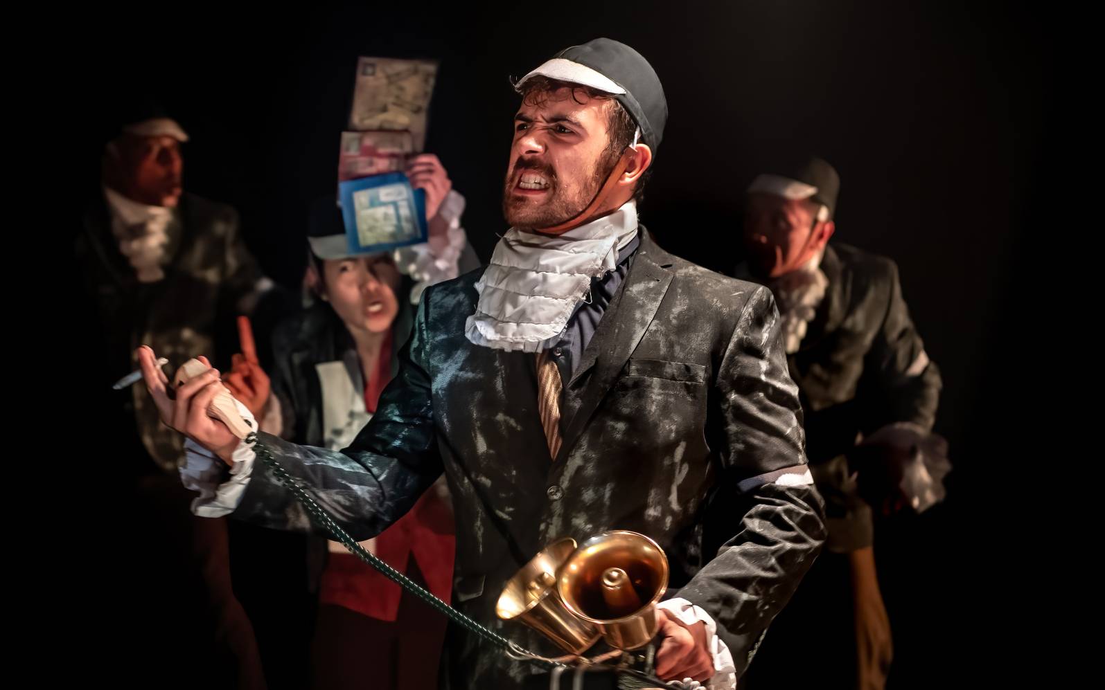 Kin By Gecko Norwich Theatre